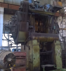 Отгружен горяче-штамповочный пресс 1000 тн
